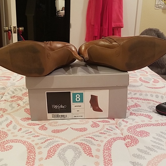 Mossimo Brown Booties - Picture 4 of 6